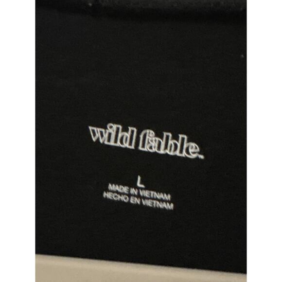 Wild Fable top size L - Picture 3 of 3